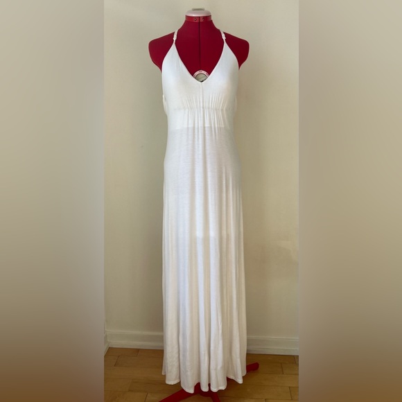 BCBGeneration White Maxi Dress - Picture 2 of 10